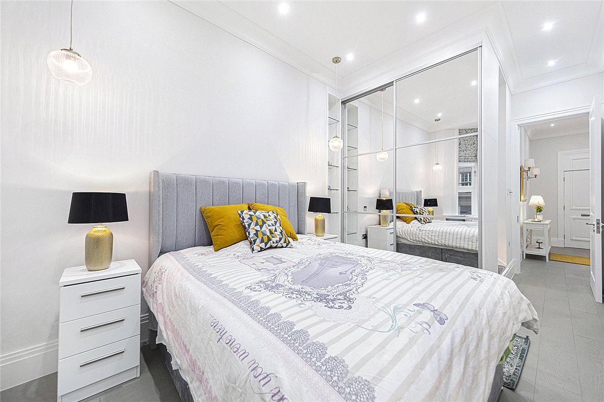 2 bedroom Flat, Berkeley Street, Mayfair, W1J - Available, Image 1