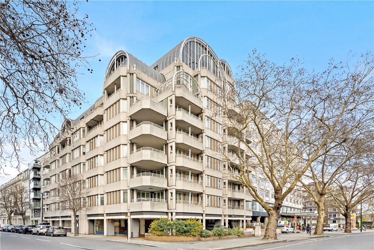 3 bedroom Flat, Porchester Gate, Bayswater Road, W2 - Available, Image 1