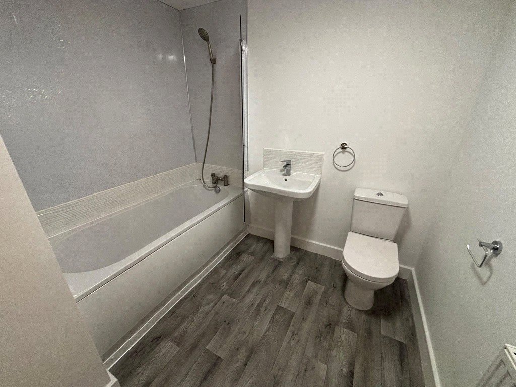 4 bedroom House, Comelybank Drive, Mexborough, S64 - Available, Image 9