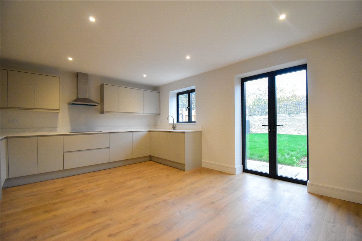 3 bedroom House, Station Road, Foxton, CB22 - Available, Image 8