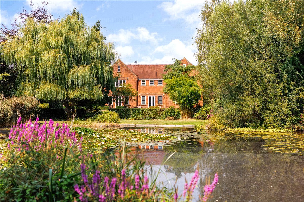 7 bedroom House, Milton Lilbourne, Pewsey, SN9 - Available, Image 2