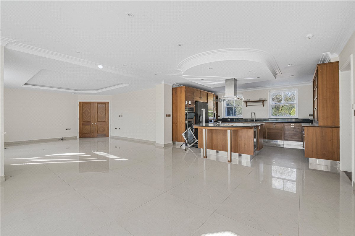 5 bedroom House, Binsted, Arundel, BN18 - Available, Image 16
