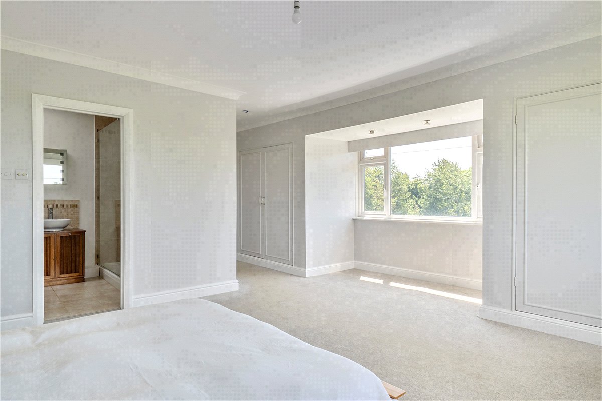 4 bedroom House, Fisher's Brook, Calne, SN11 - Let Agreed, Image 7