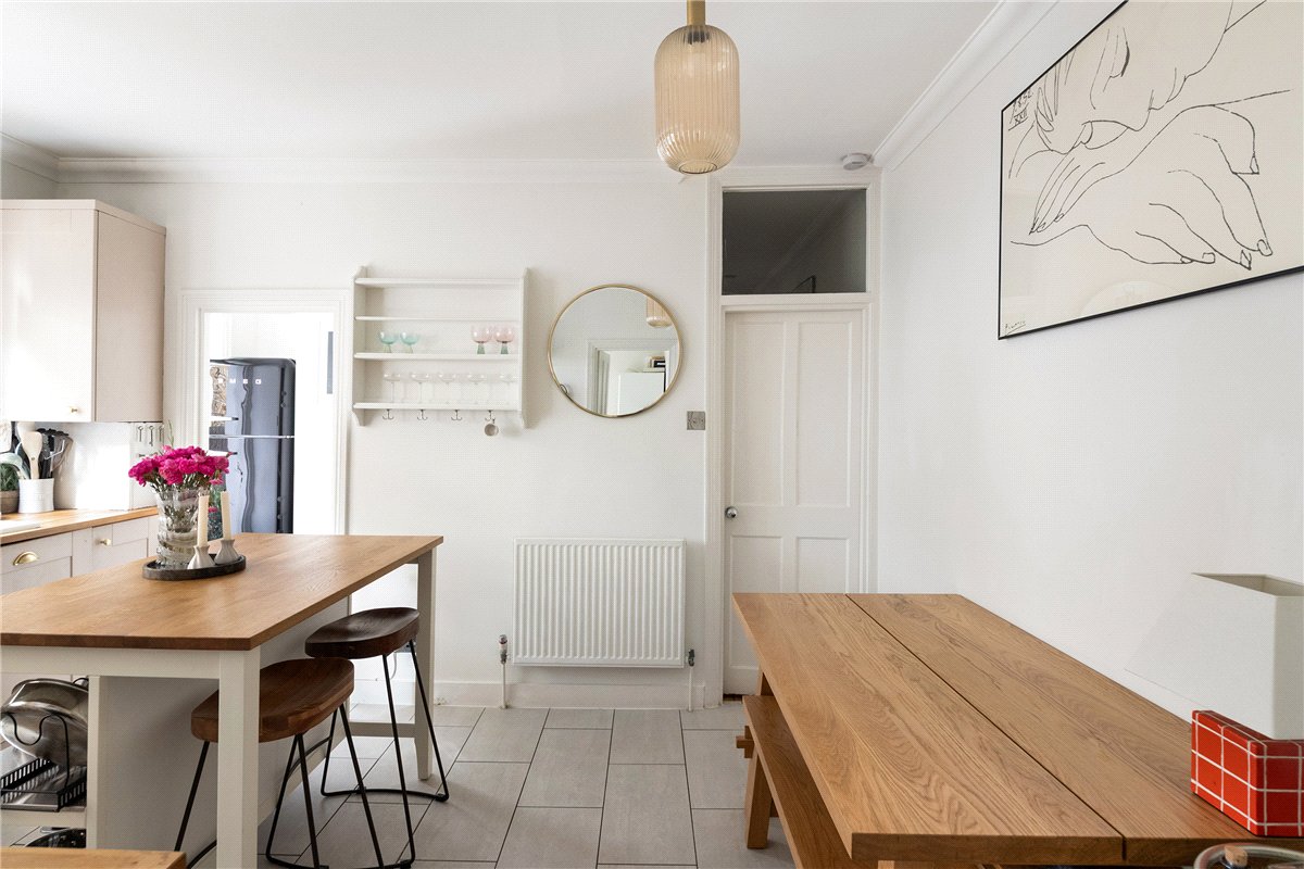 2 bedroom Maisonette, Yukon Road, London, SW12 - Available, Image 6