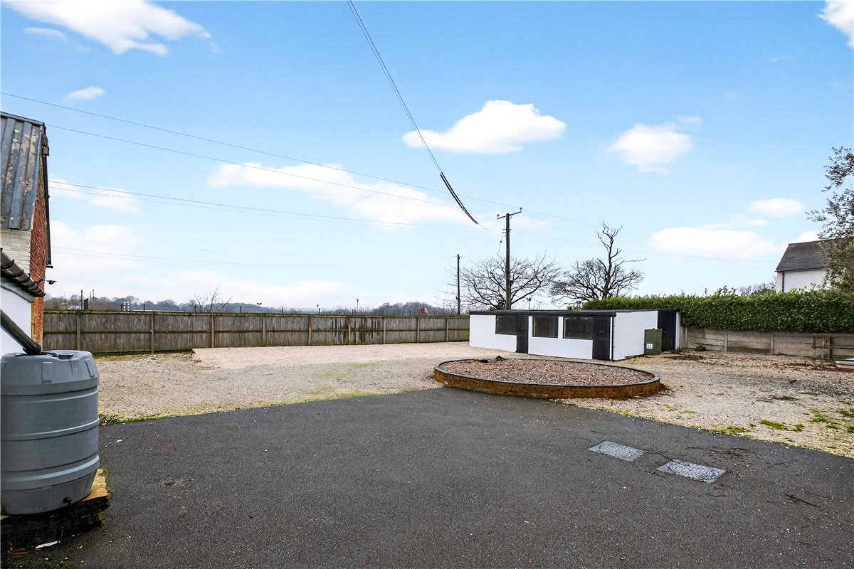 5 bedroom House, Shaw Lane, Hanch, WS13 - Available, Image 2