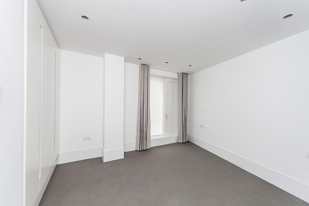 3 bedroom Flat, Castlereagh Street, Marylebone, W1H - Available, Image 4