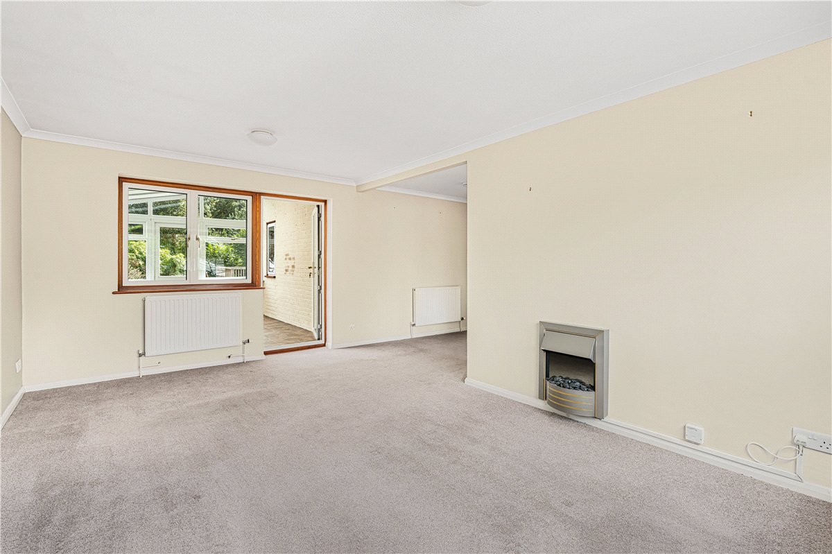 2 bedroom Bungalow, Lionel Close, Wendover, HP22 - Available, Image 4