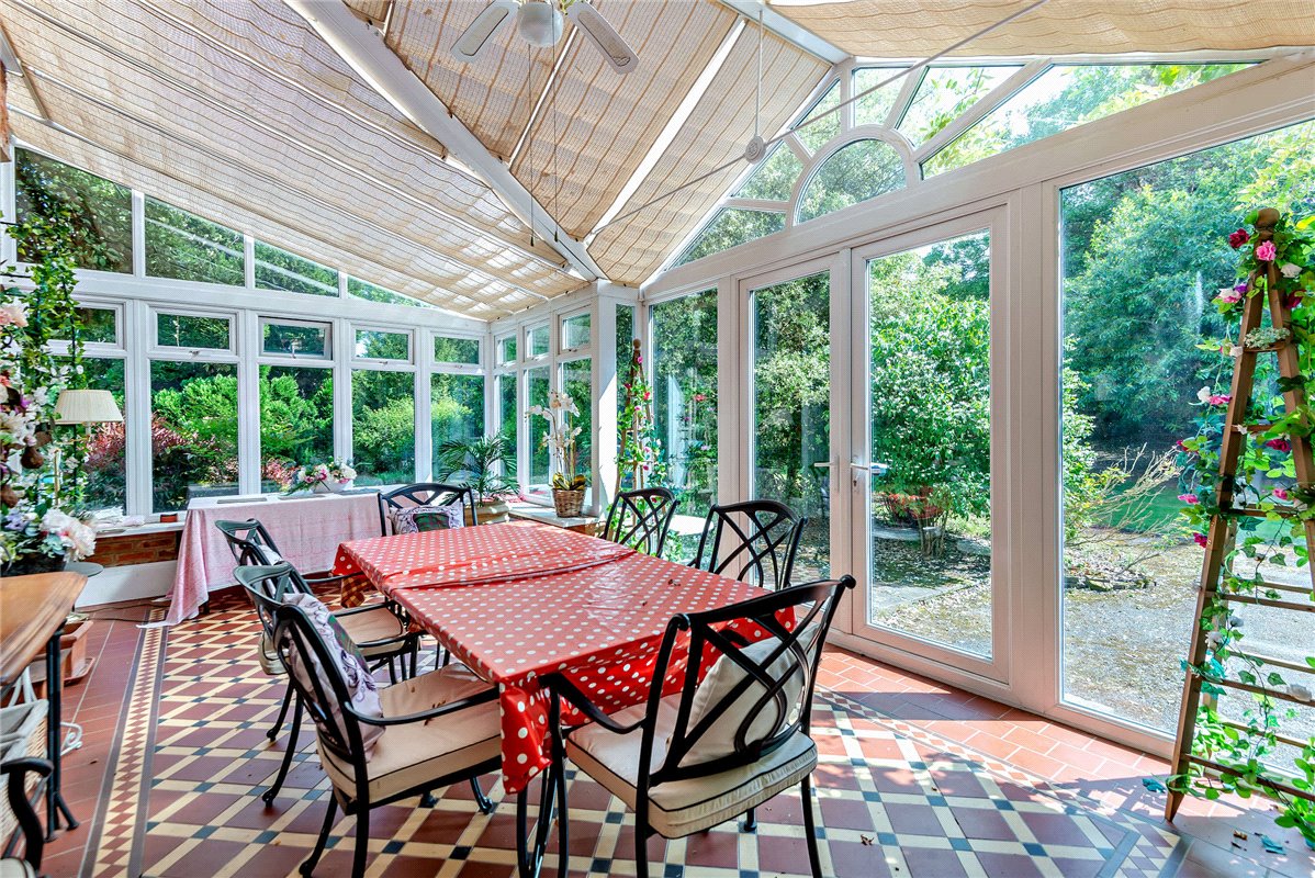 5.5 Sq Ft Country Estate, Priest Hill, Old Windsor, SL4 - Available, Image 11
