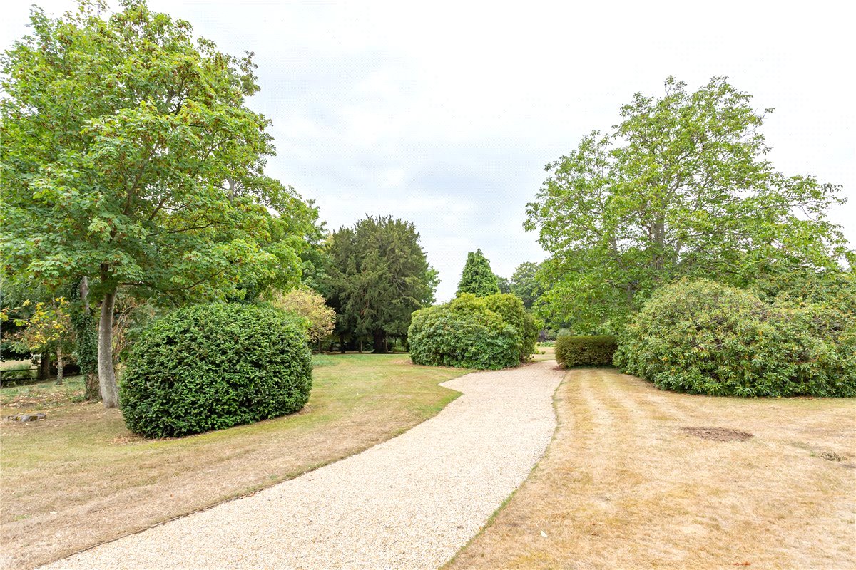 3 bedroom House, Arundel Wing, Tortington Manor, BN18 - Available, Image 2