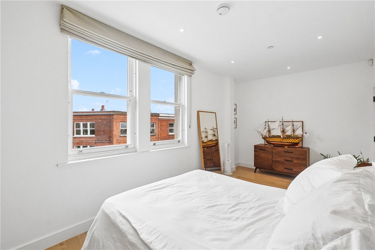 2 bedroom Flat, Munster Road, London, SW6 - , Image 9