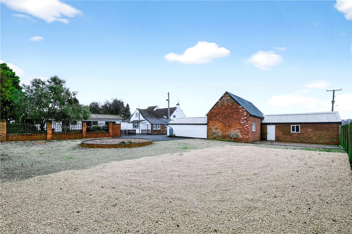 5 bedroom House, Shaw Lane, Hanch, WS13 - Available, Image 1
