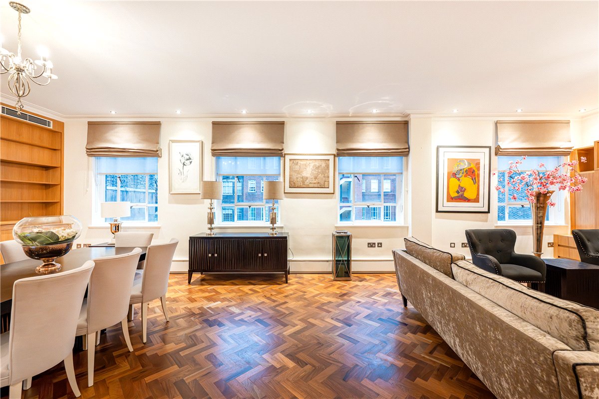 2 bedroom Flat, Grosvenor Square, Mayfair, W1K - Available, Image 3
