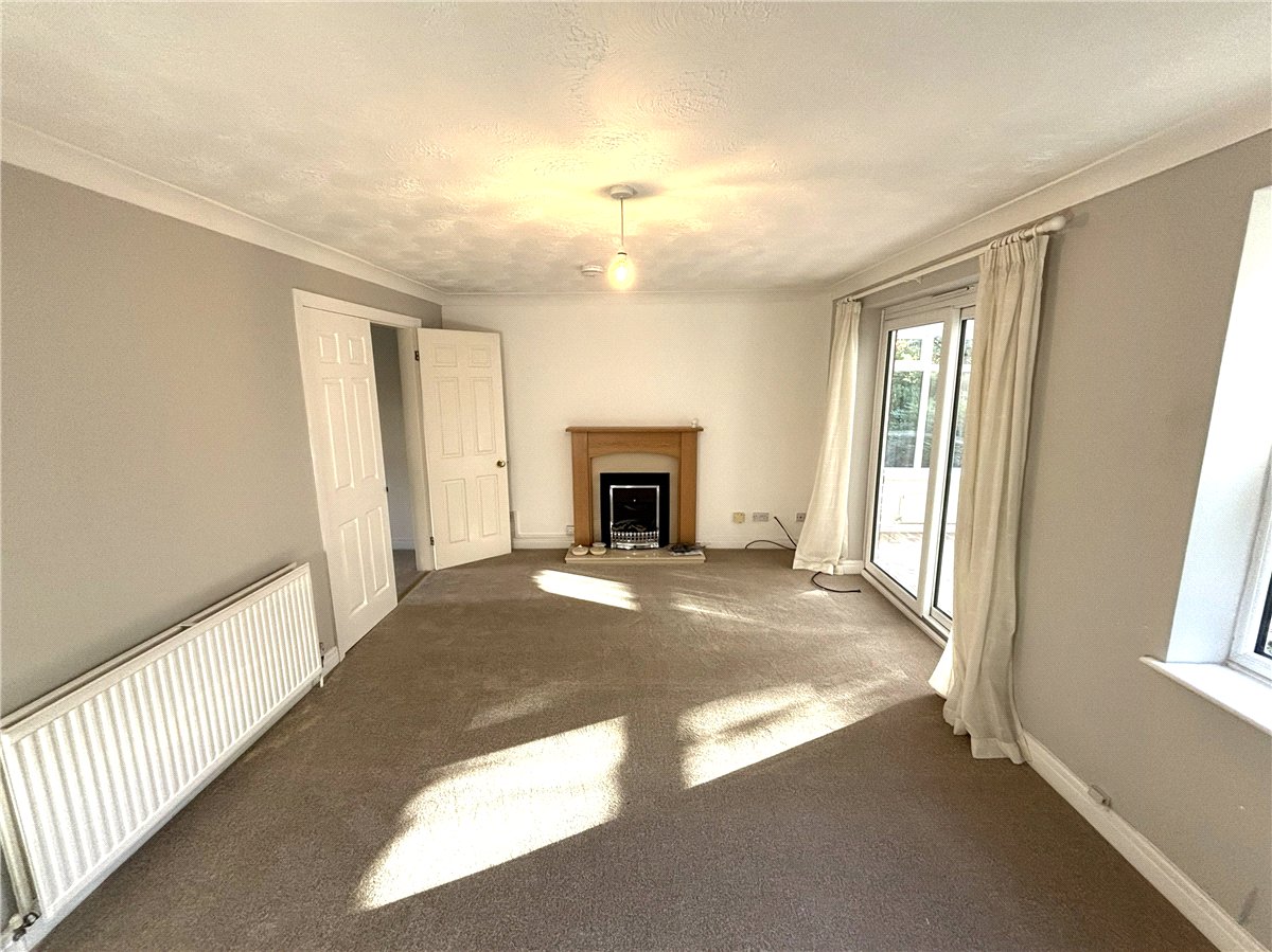 4 bedroom House, Azerley Grove, Harrogate, HG3 - Available, Image 1
