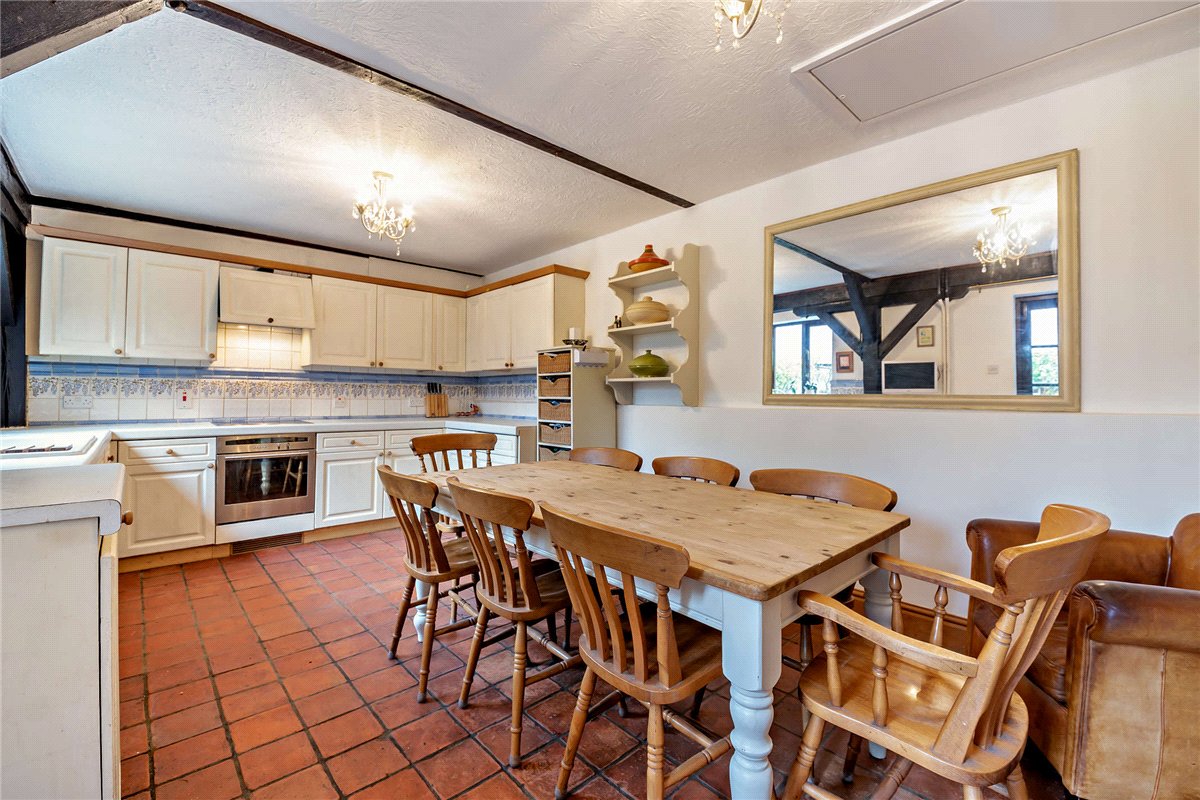 4 bedroom Barn Conversion, Snelsmore, Newbury, RG14 - Available, Image 5