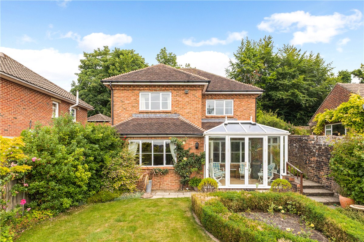 3 bedroom House, Back Lane, Marlborough, SN8 - Available, Image 6