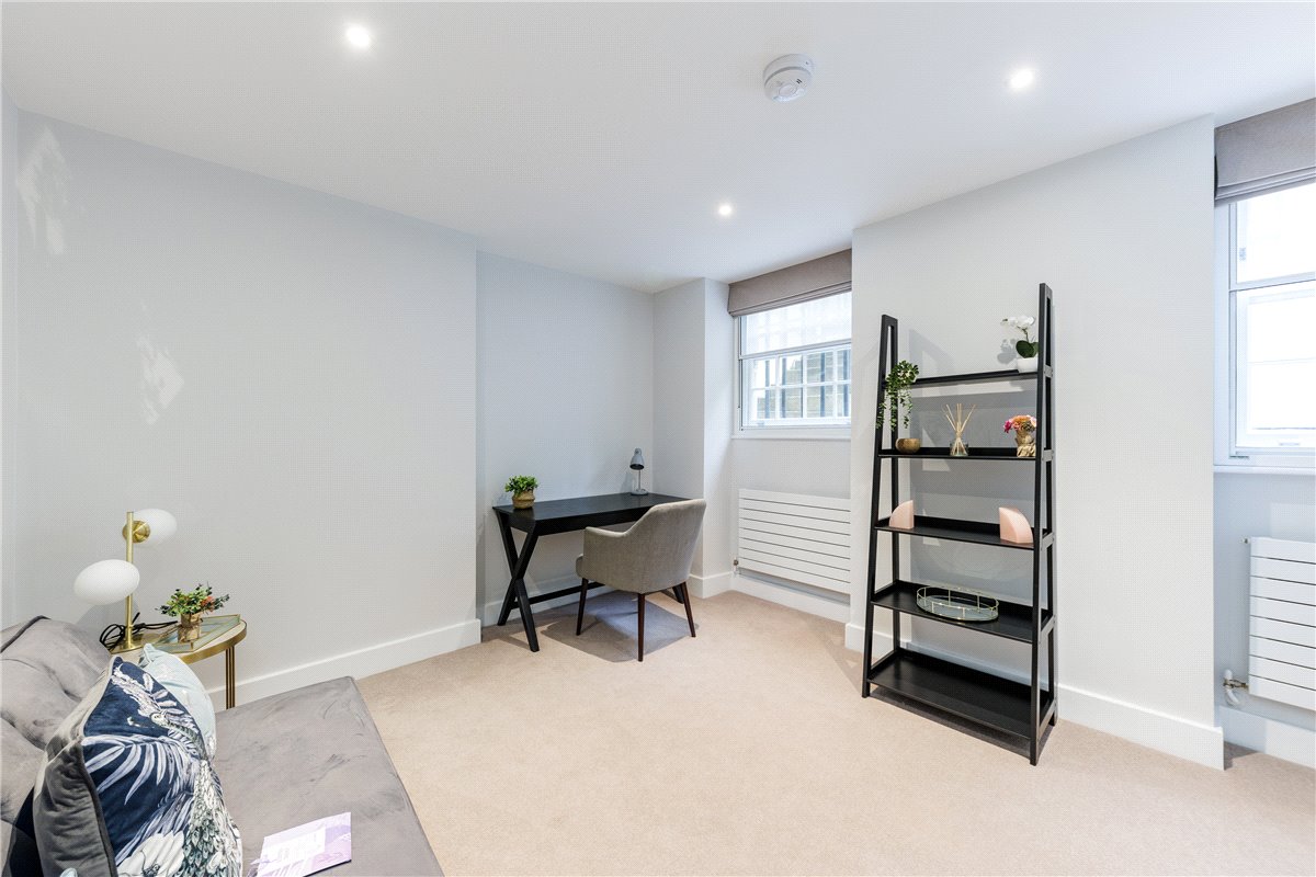 2 bedroom Flat, Gloucester Place, Marylebone, W1U - Available, Image 4