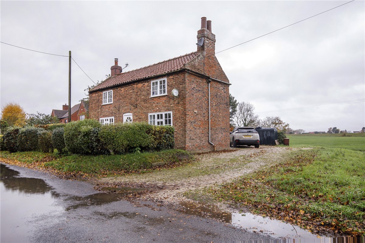 3 bedroom House, Wistow Lordship, Selby, YO8 - 