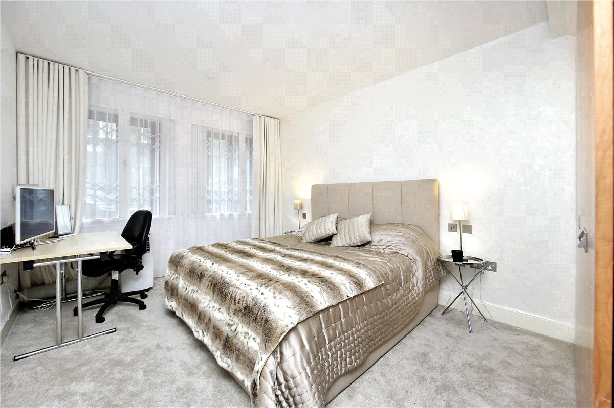 1 bedroom Flat, Lancelot Place, Knightsbridge, SW7 - Available, Image 6