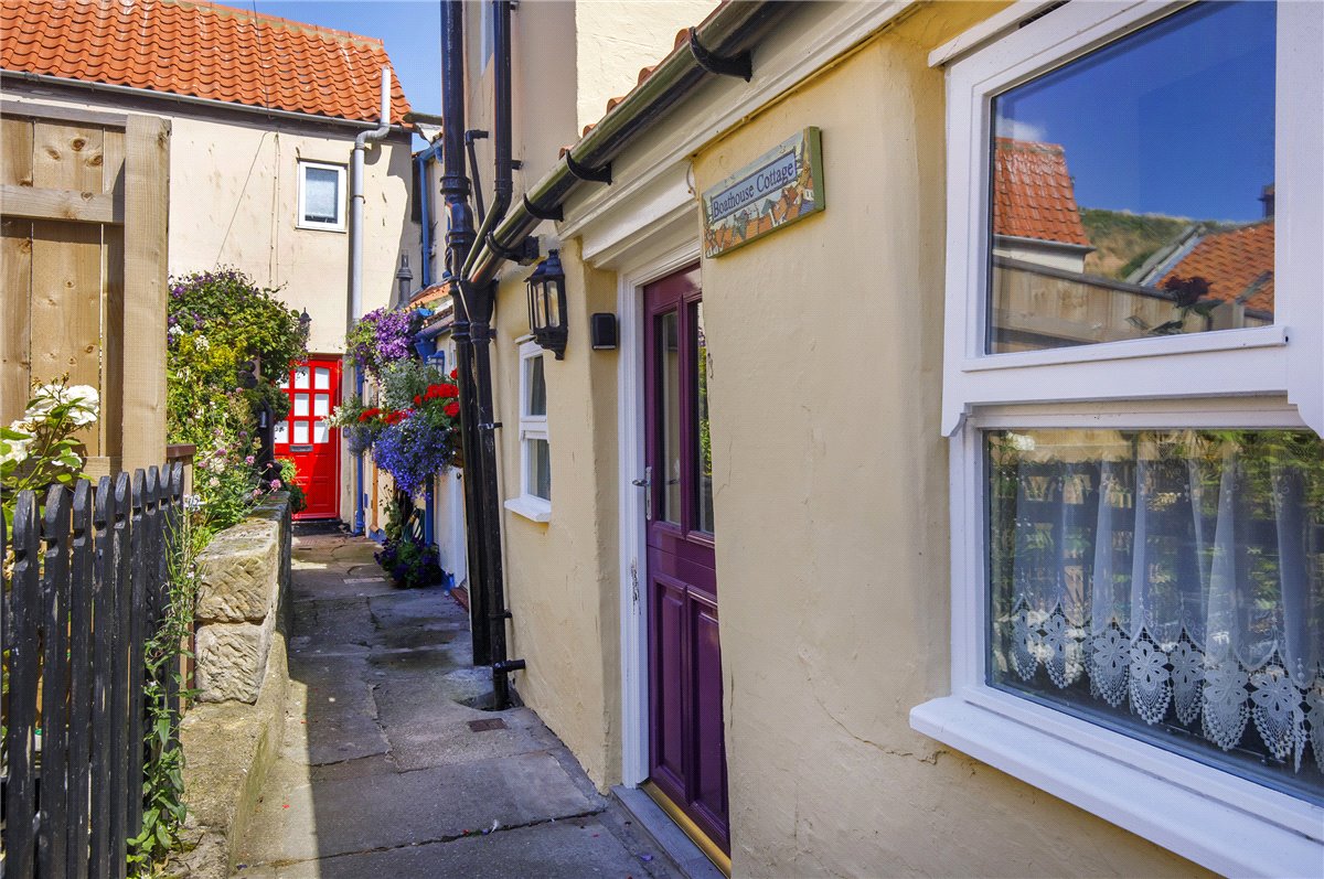 3 bedroom Cottage, Boathouse Yard, Staithes, TS13 - Available, Image 11