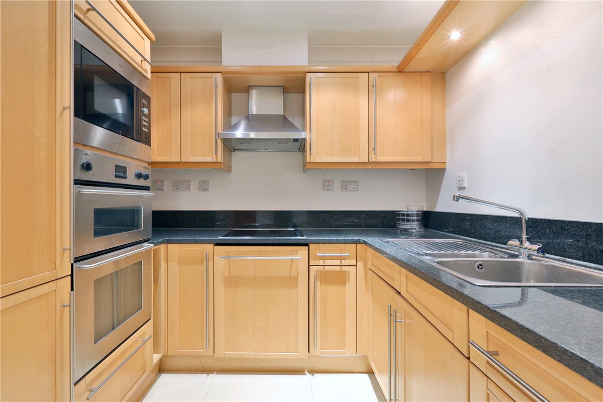 2 bedroom Flat, Dover Street, Mayfair, W1S - Available, Image 8