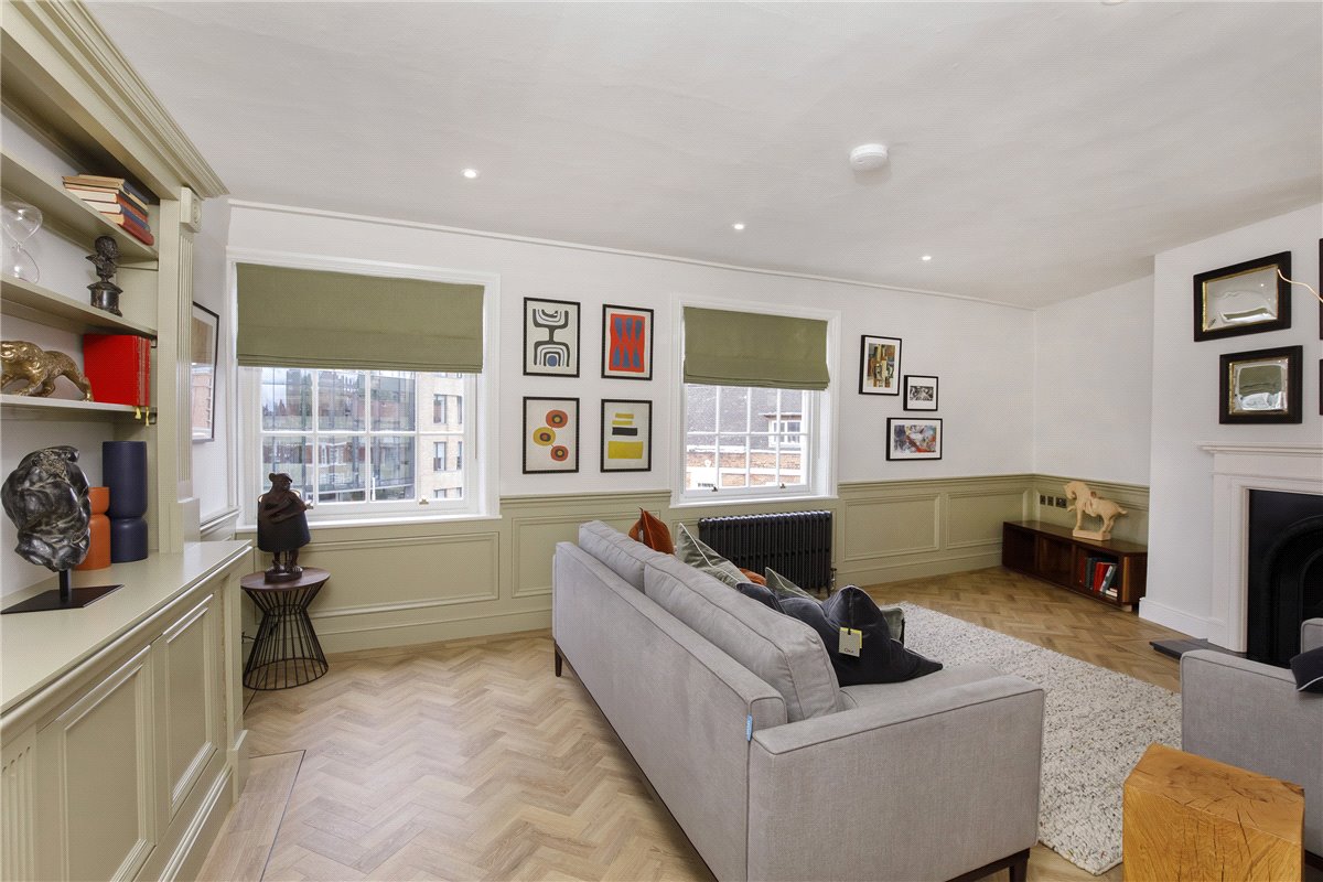 2 bedroom Flat, St. Saviours Place, York, YO1 - Let Agreed