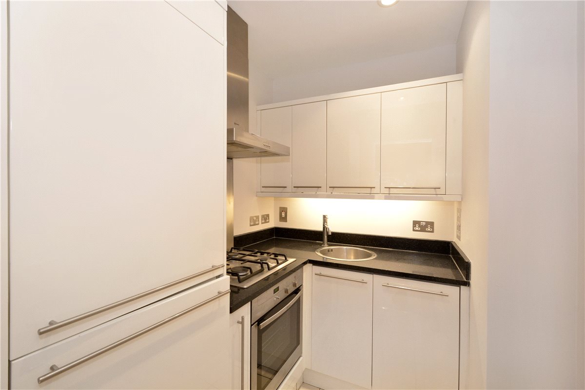 1 bedroom Flat, Gloucester Place, Marylebone, W1U - Available, Image 2