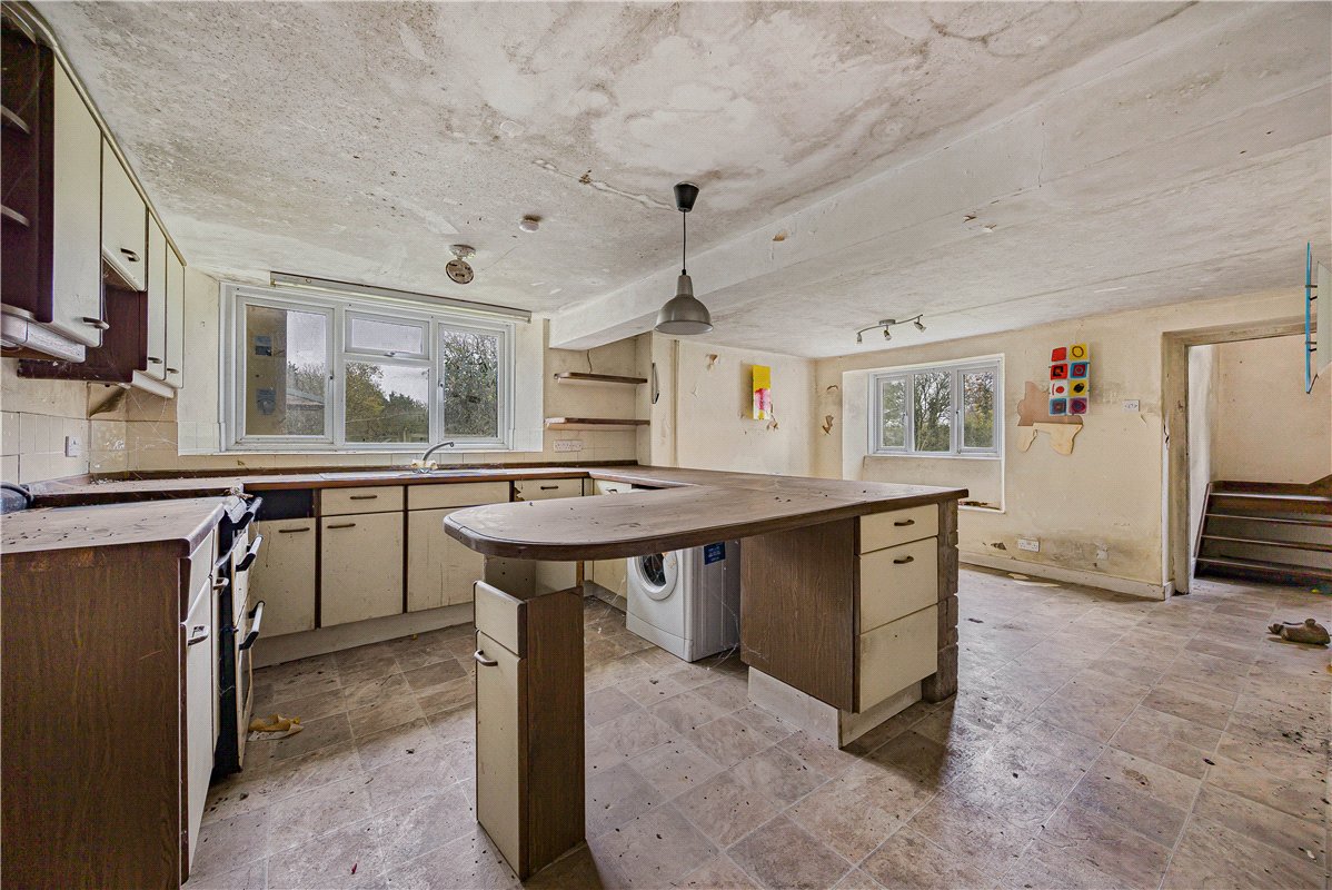 4 bedroom Cottage, Queen Camel, Yeovil, BA22 - Available, Image 7