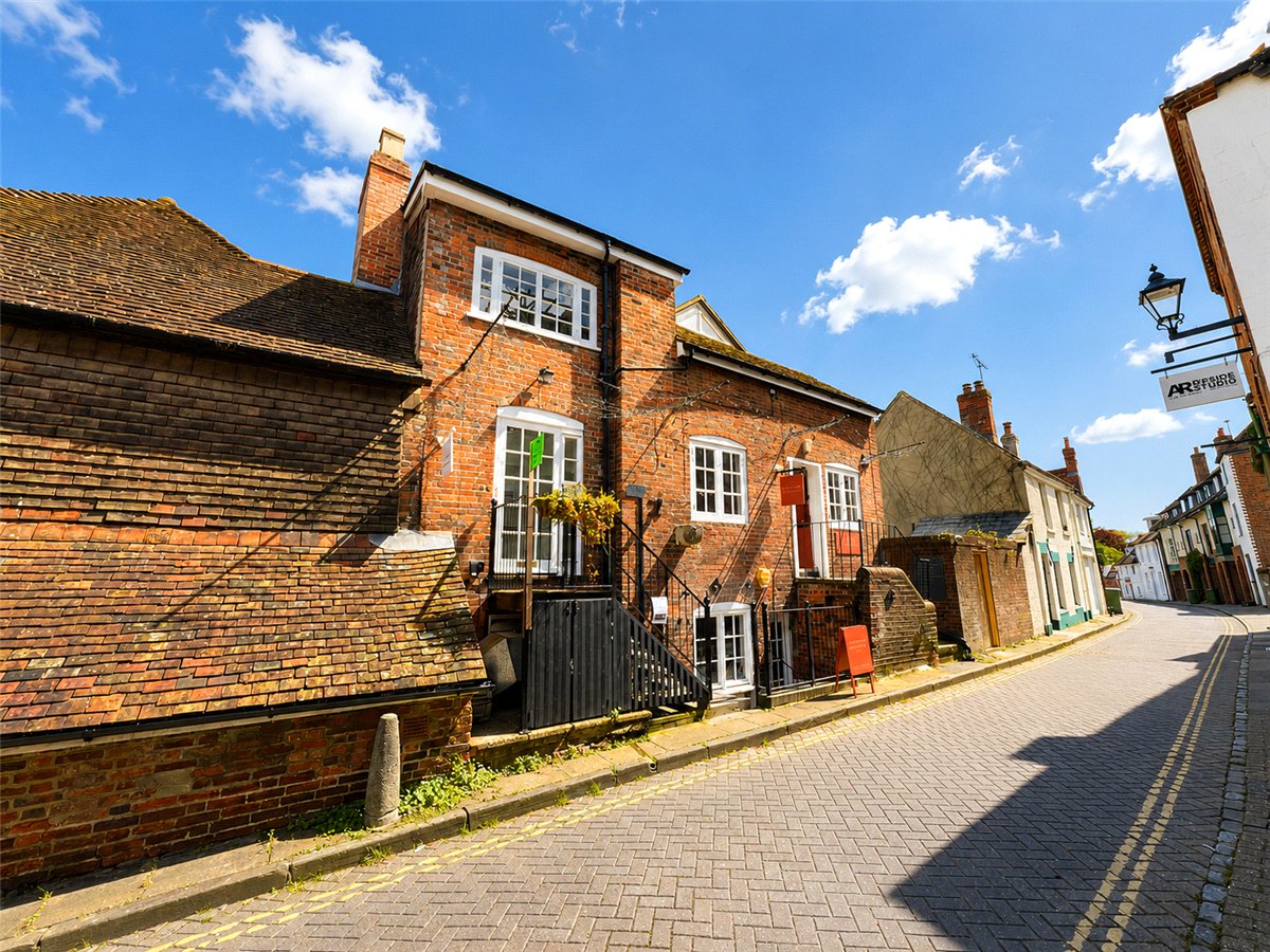 3 bedroom Flat, Little Minster Street, Winchester, SO23 - 