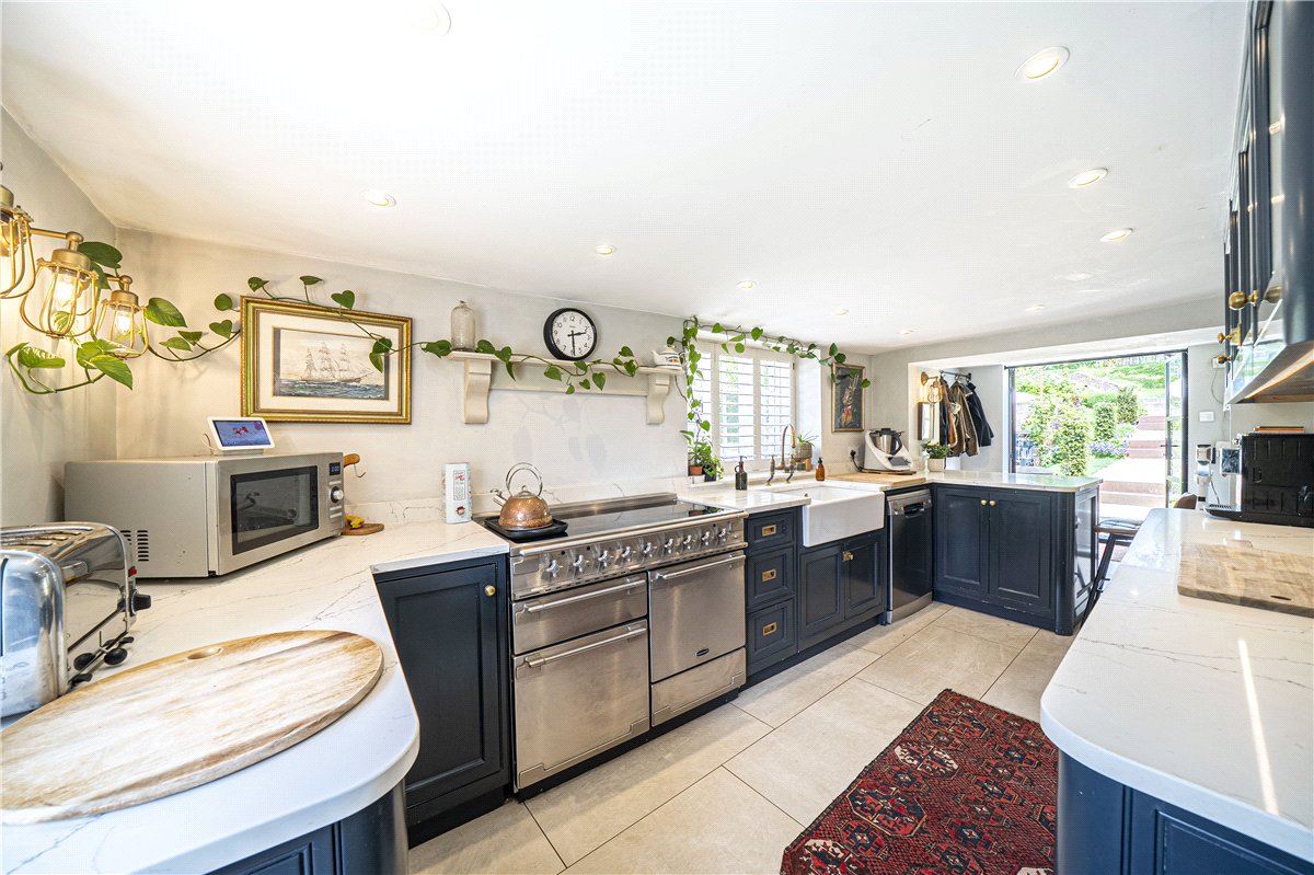 5 bedroom House, Penton Mewsey, Andover, SP11 - Available, Image 2