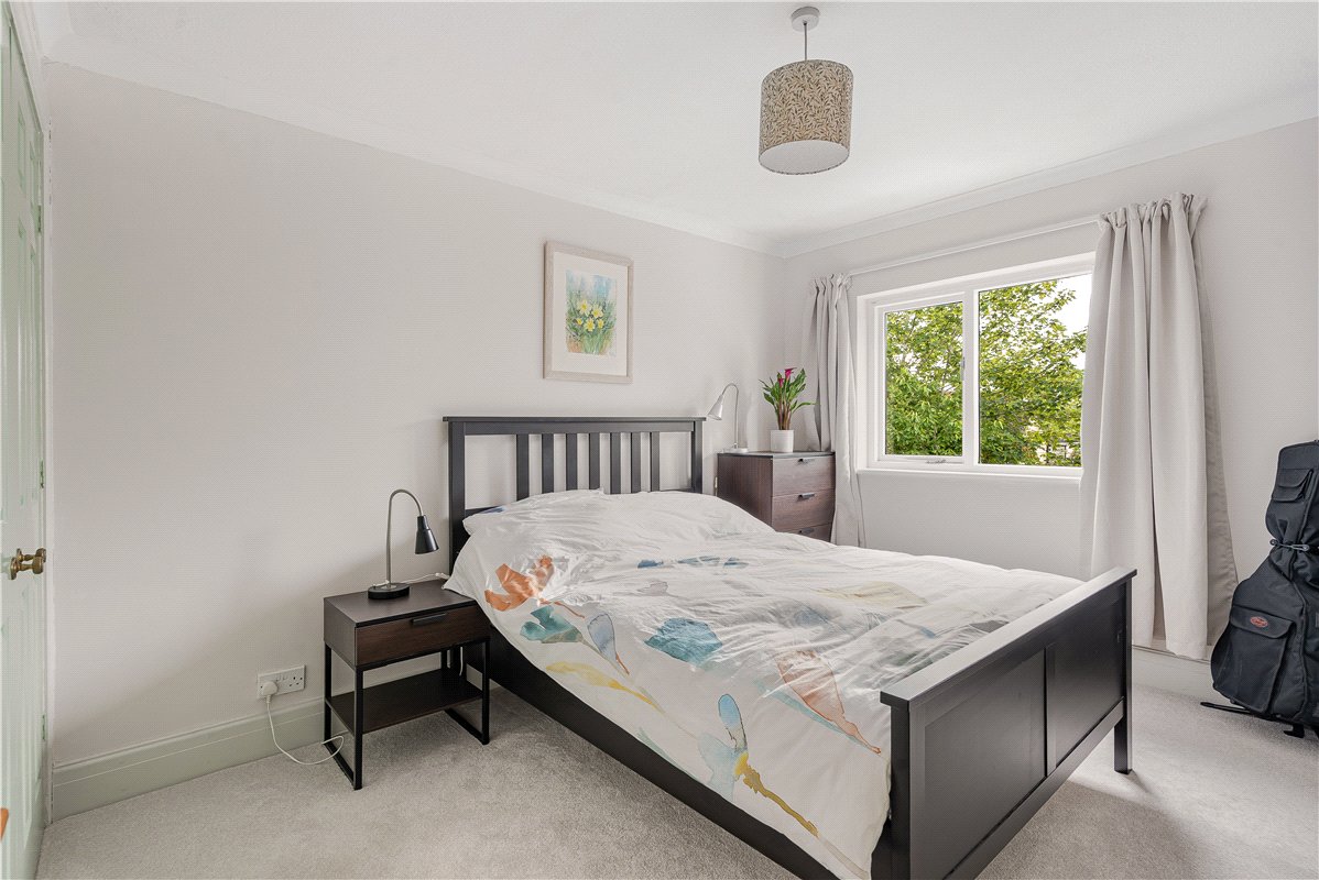 4 bedroom House, High Street, Islip, OX5 - Available, Image 13