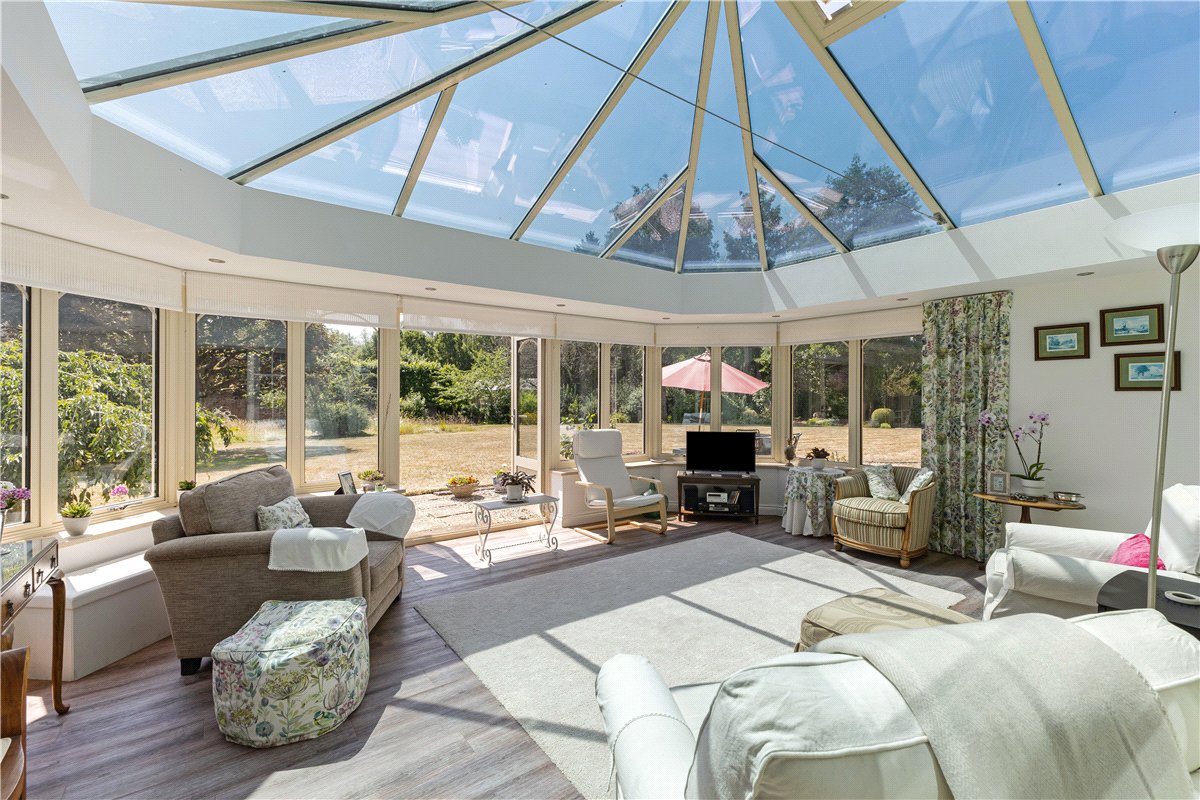 6 bedroom House, Mill Lane, Ramsbury, SN8 - Available, Image 2