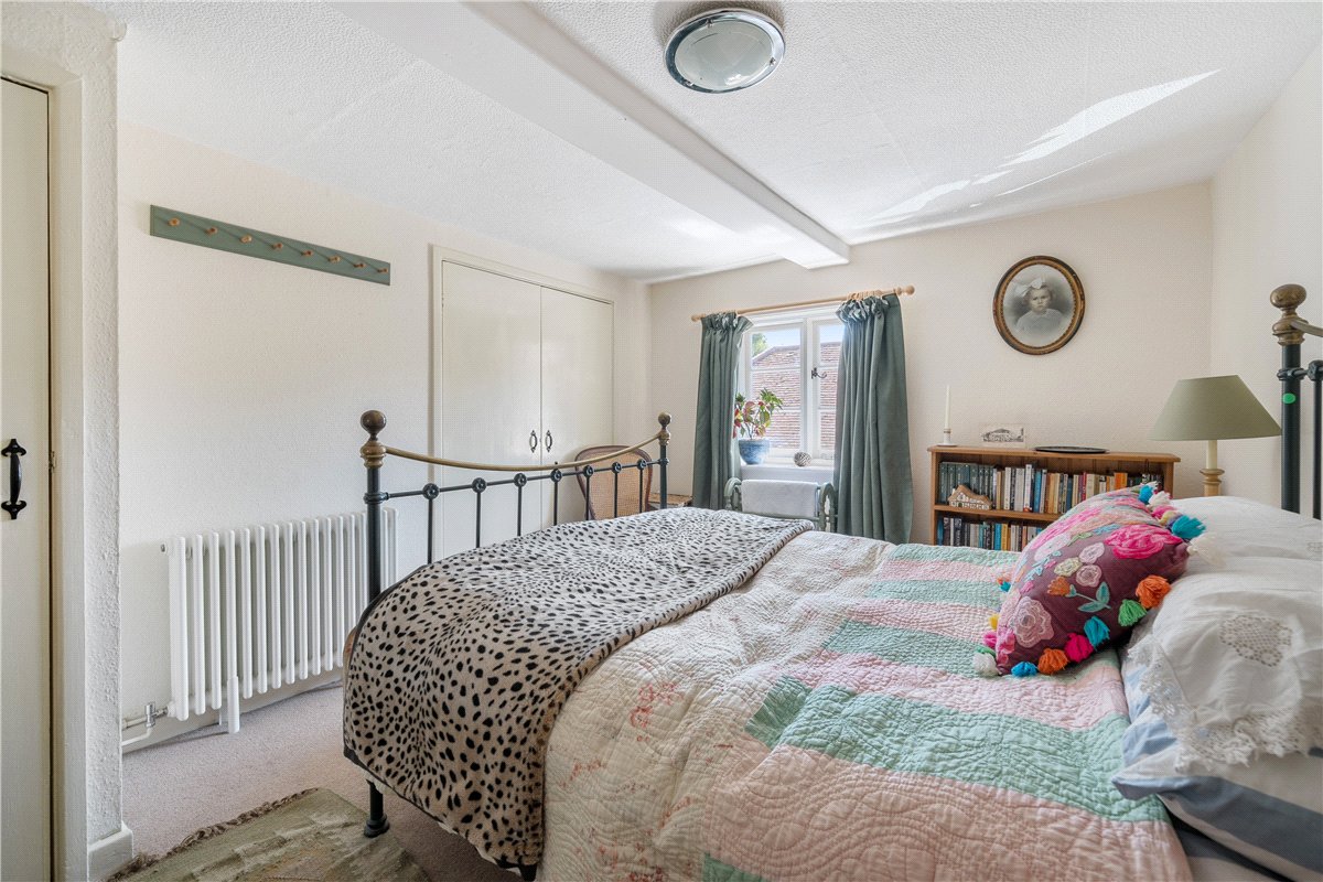 3 bedroom House, East Kennett, Marlborough, SN8 - Available, Image 14