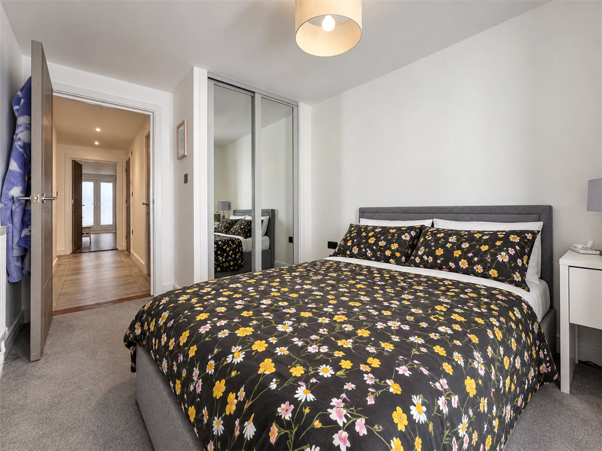 1 bedroom Flat, New Lane, Havant, PO9 - , Image 5