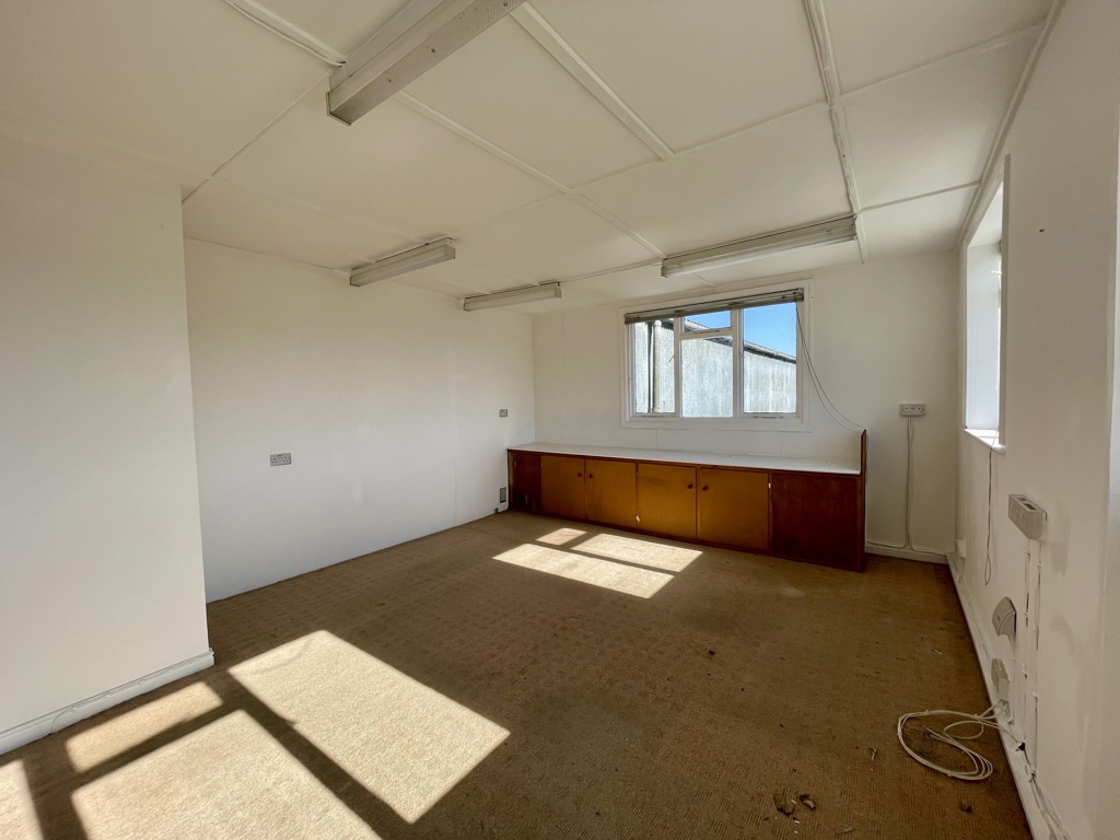 504 Sq Ft, West Tanfield, Ripon, HG4 - Available, Image 5