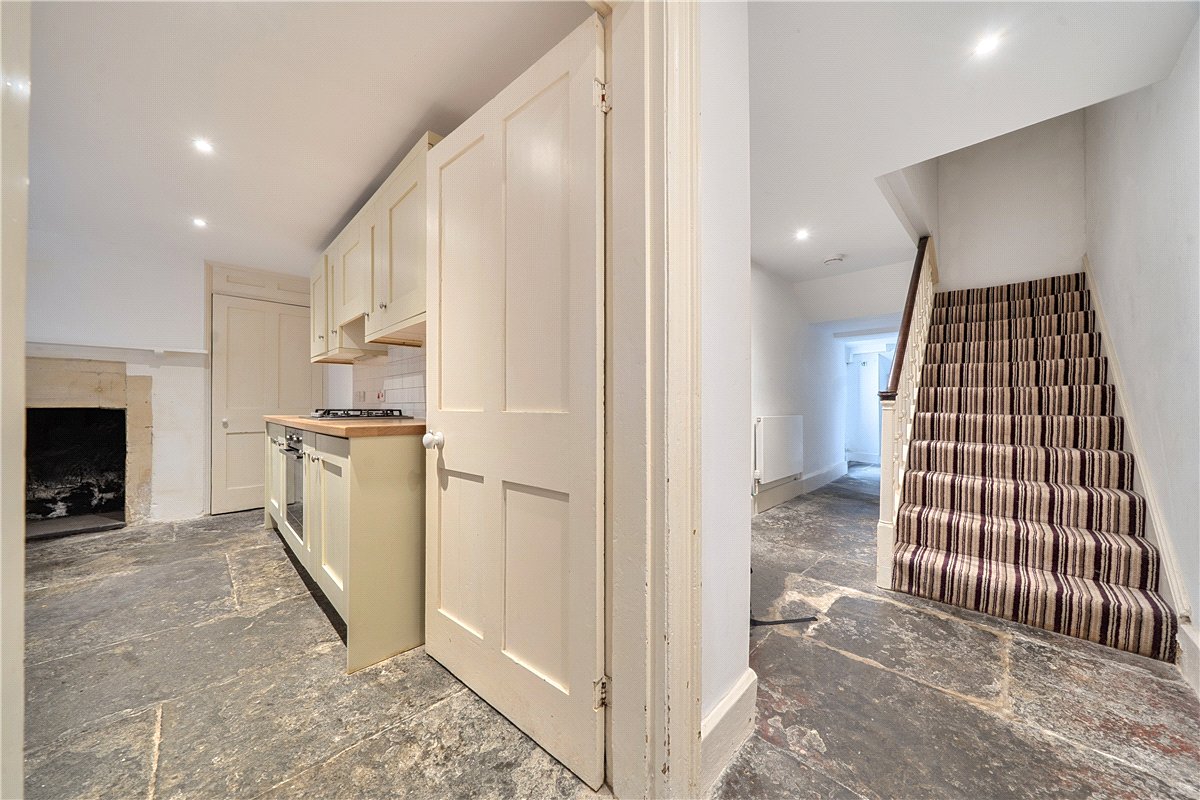 1 bedroom Flat, Charlotte Street, Bath, BA1 - , Image 8