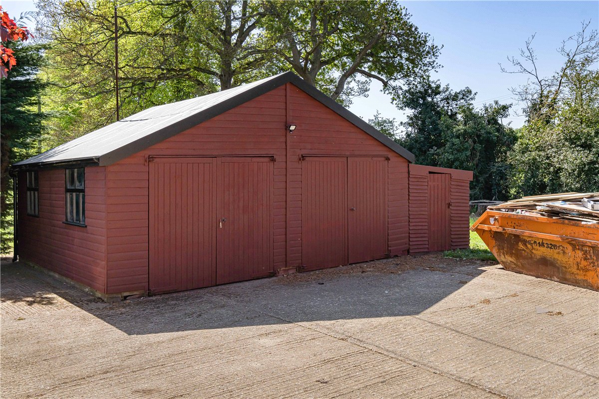 4 bedroom Cottage, Aylesbury Road, Great Missenden, HP16 - Available, Image 13