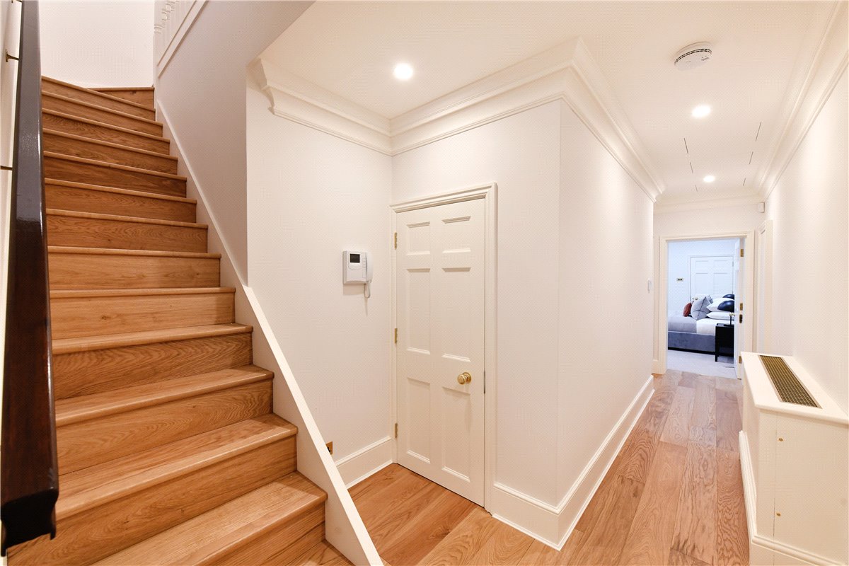 2 bedroom Flat, Park Street, Mayfair, W1K - Available, Image 1