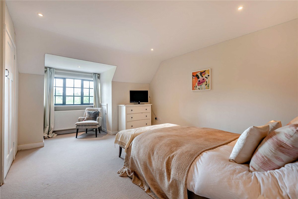 4 bedroom House, Bishops Green, Newbury, RG20 - Sold STC, Image 5