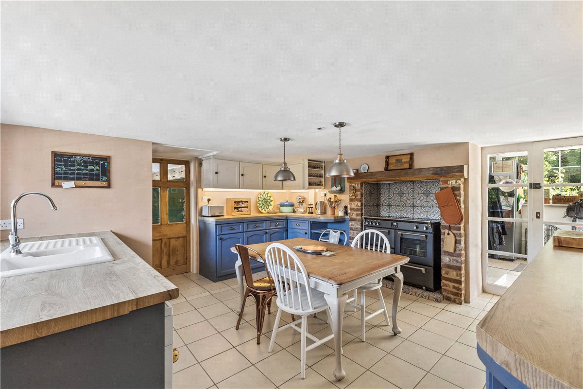 4 bedroom House, Kings Hill, Netheravon, SP4 - Available, Image 6