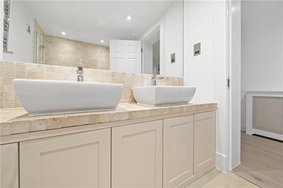 2 bedroom Flat, Manson Place, South Kensington, SW7 - , Image 17