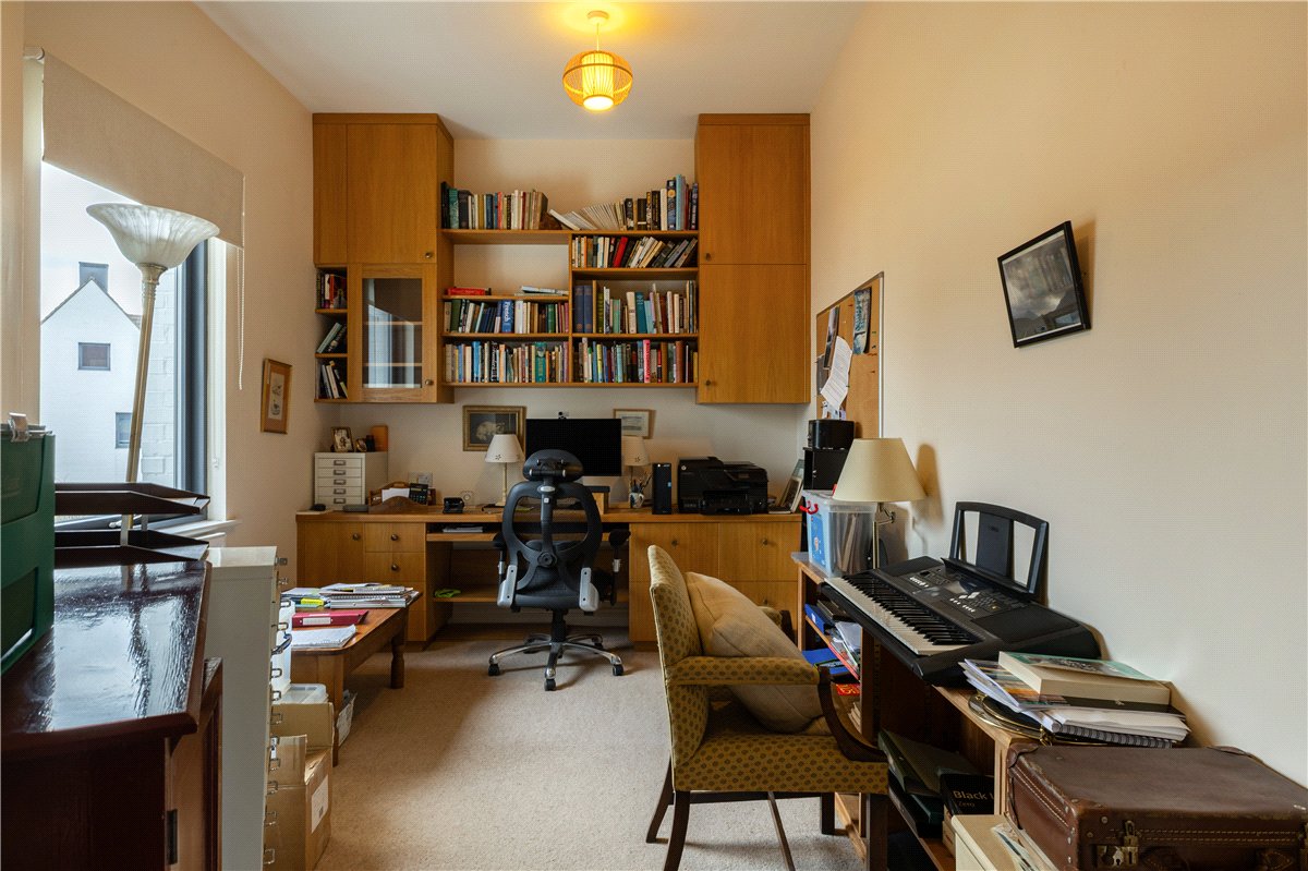 3 bedroom House, Derwent Way, York, YO10 - Available, Image 7