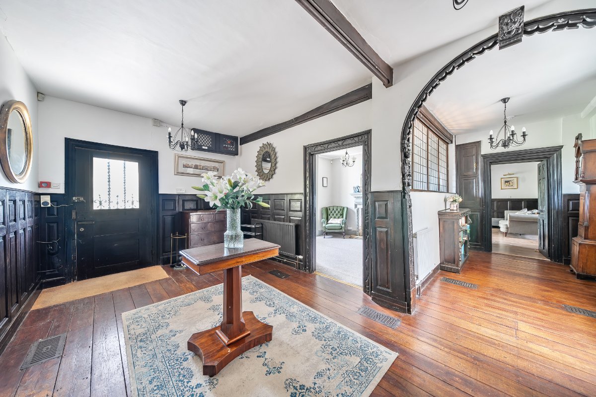 8 bedroom House, High Street, Swanage, BH19 - Available, Image 12