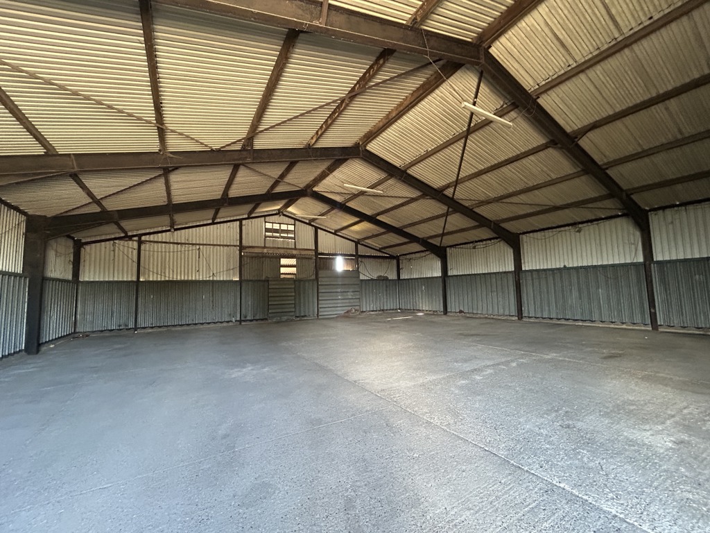 0 , Lilley Bottom, Luton, LU2 - Available, Image 4