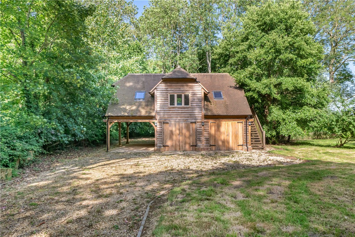 5 bedroom House, Tortington, Arundel, BN18 - Available, Image 3
