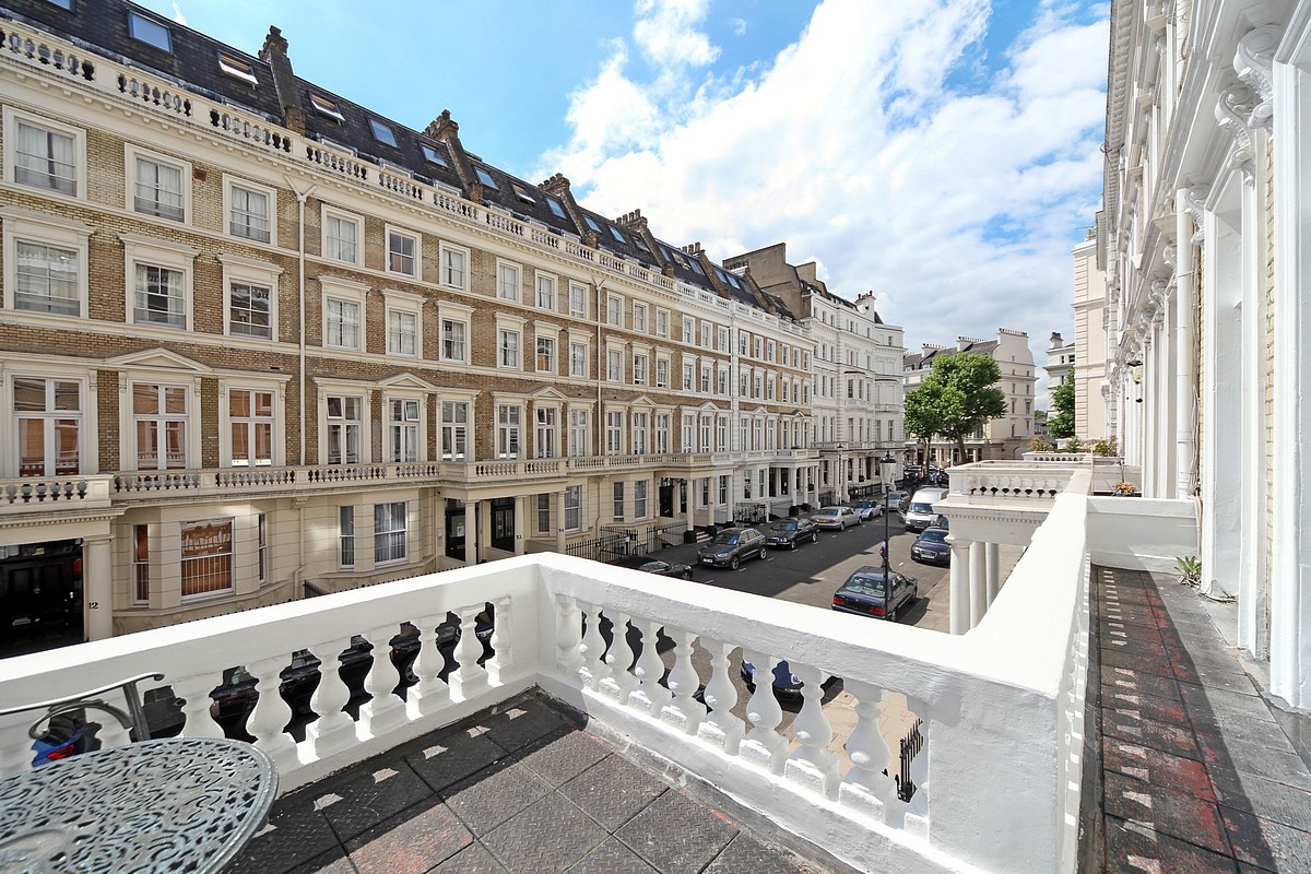 2 bedroom Flat, Manson Place, South Kensington, SW7 - Available, Image 4