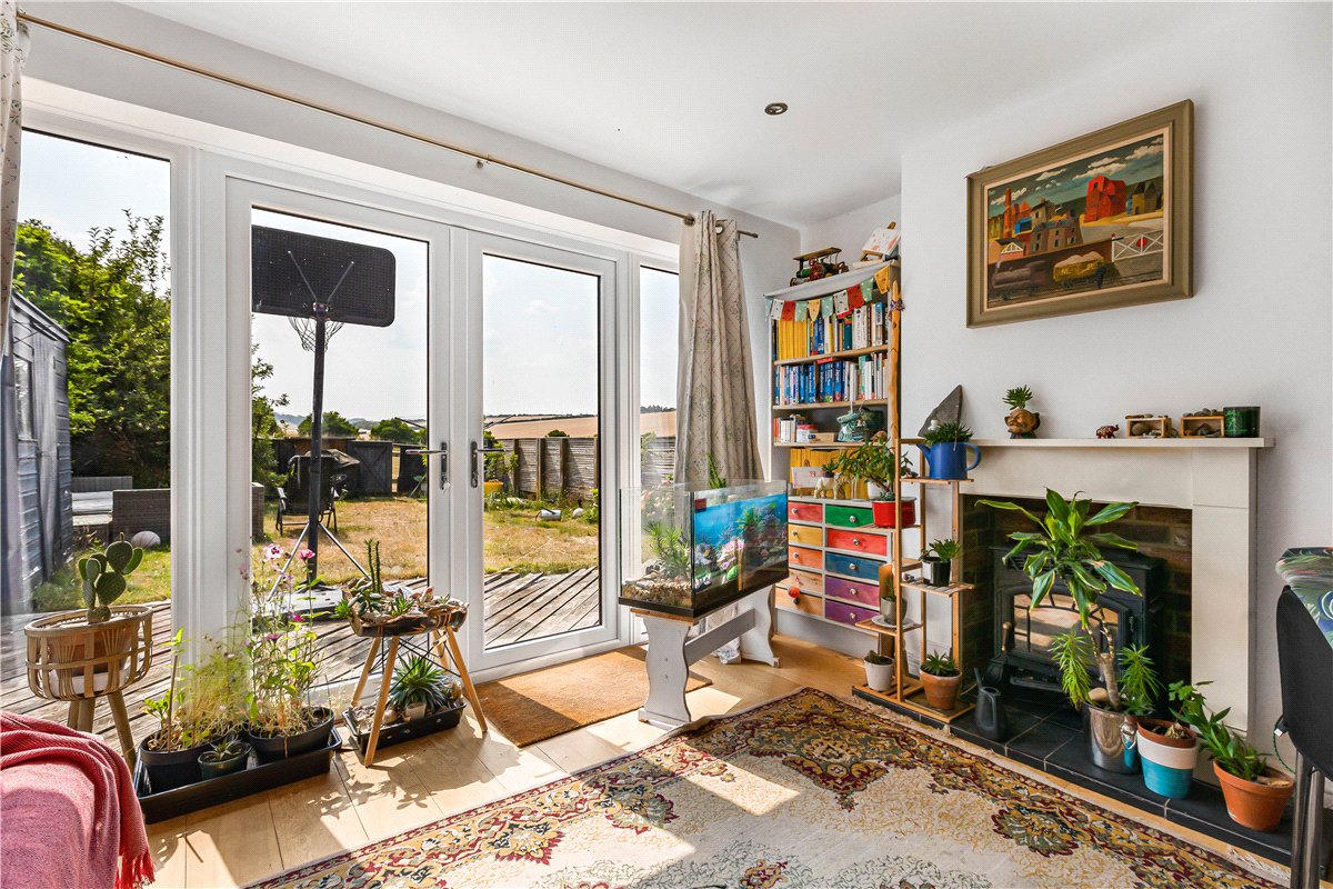 3 bedroom House, Whitley Road, Aldbourne, SN8 - Available, Image 5