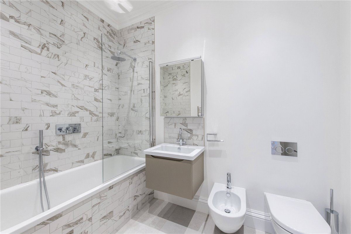 5 bedroom House, Kimbell Gardens, London, SW6 - Available, Image 1