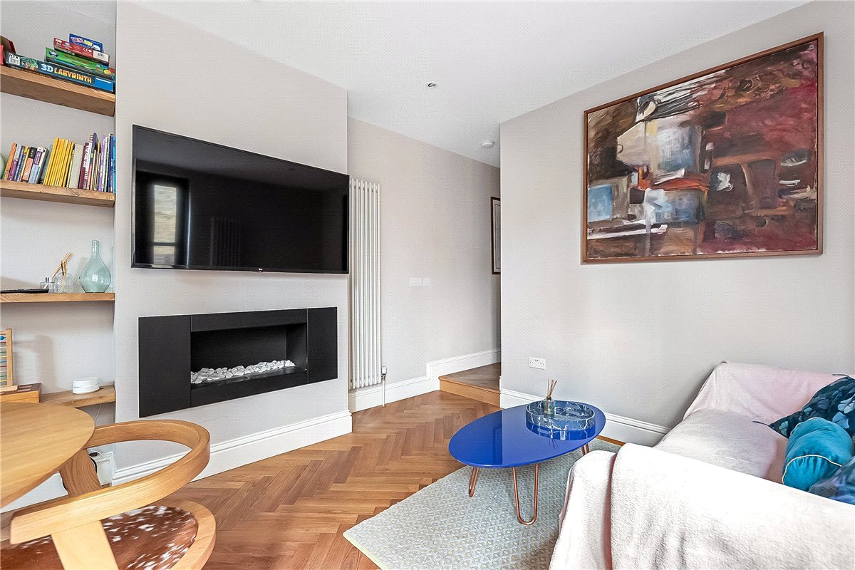 2 bedroom Flat, Renmuir Street, London, SW17 - Available, Image 8
