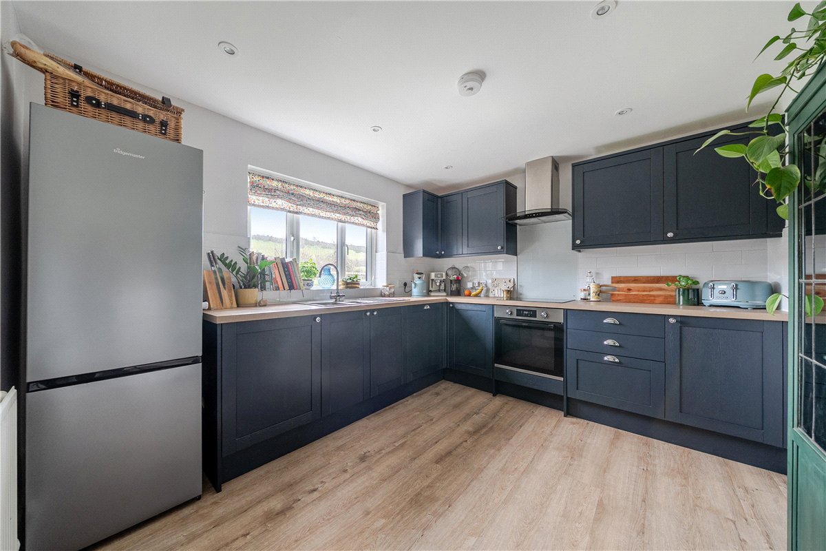 3 bedroom Bungalow, Combe, Hungerford, RG17 - Let Agreed, Image 8