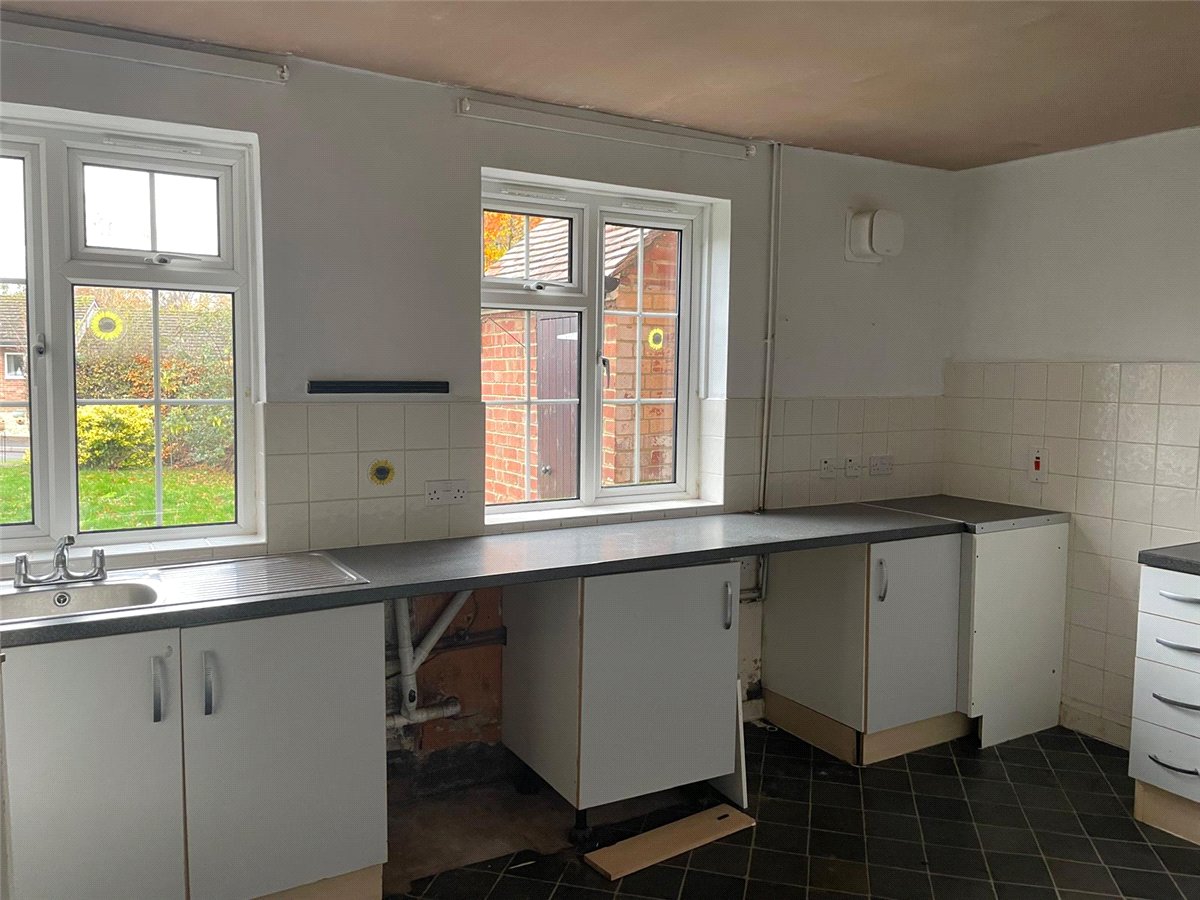 3 bedroom House, Beckhampton Road, Avebury Trusloe, SN8 - Sold, Image 11
